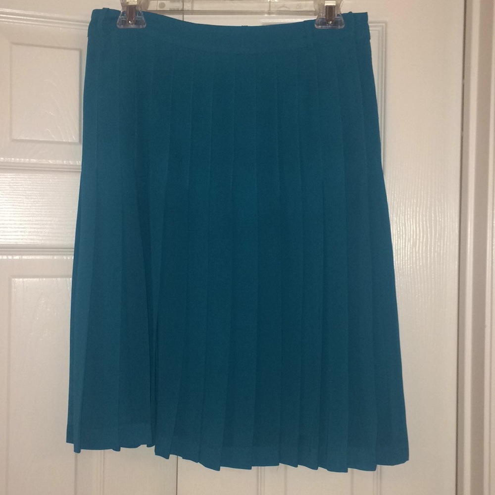 BCBGMaxAzria Shiffon Skirt